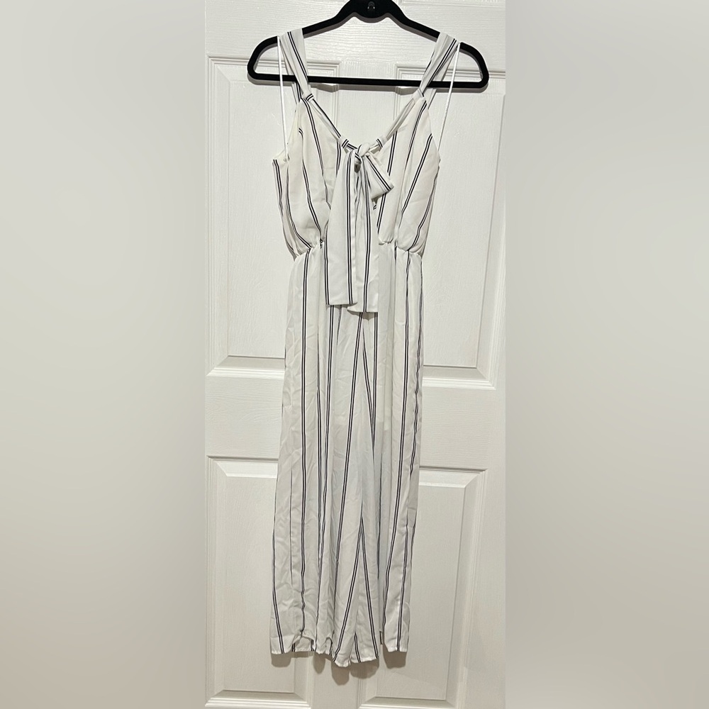 💗 Sienna Sky - White and Black Striped Jumpsuit